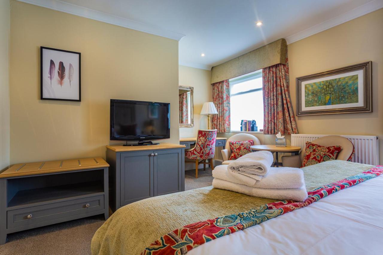 The Talbot Hotel, Oundle , Near Peterborough מראה חיצוני תמונה