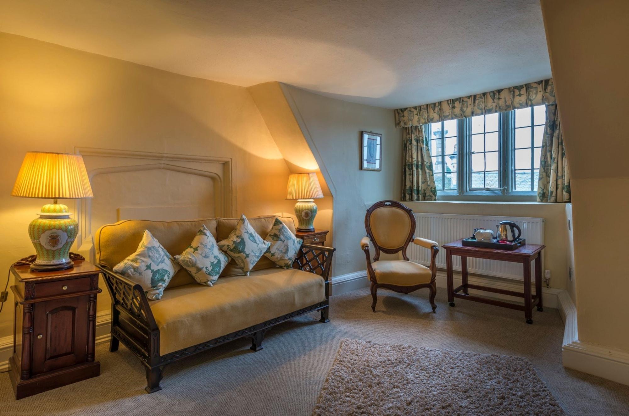 The Talbot Hotel, Oundle , Near Peterborough מראה חיצוני תמונה