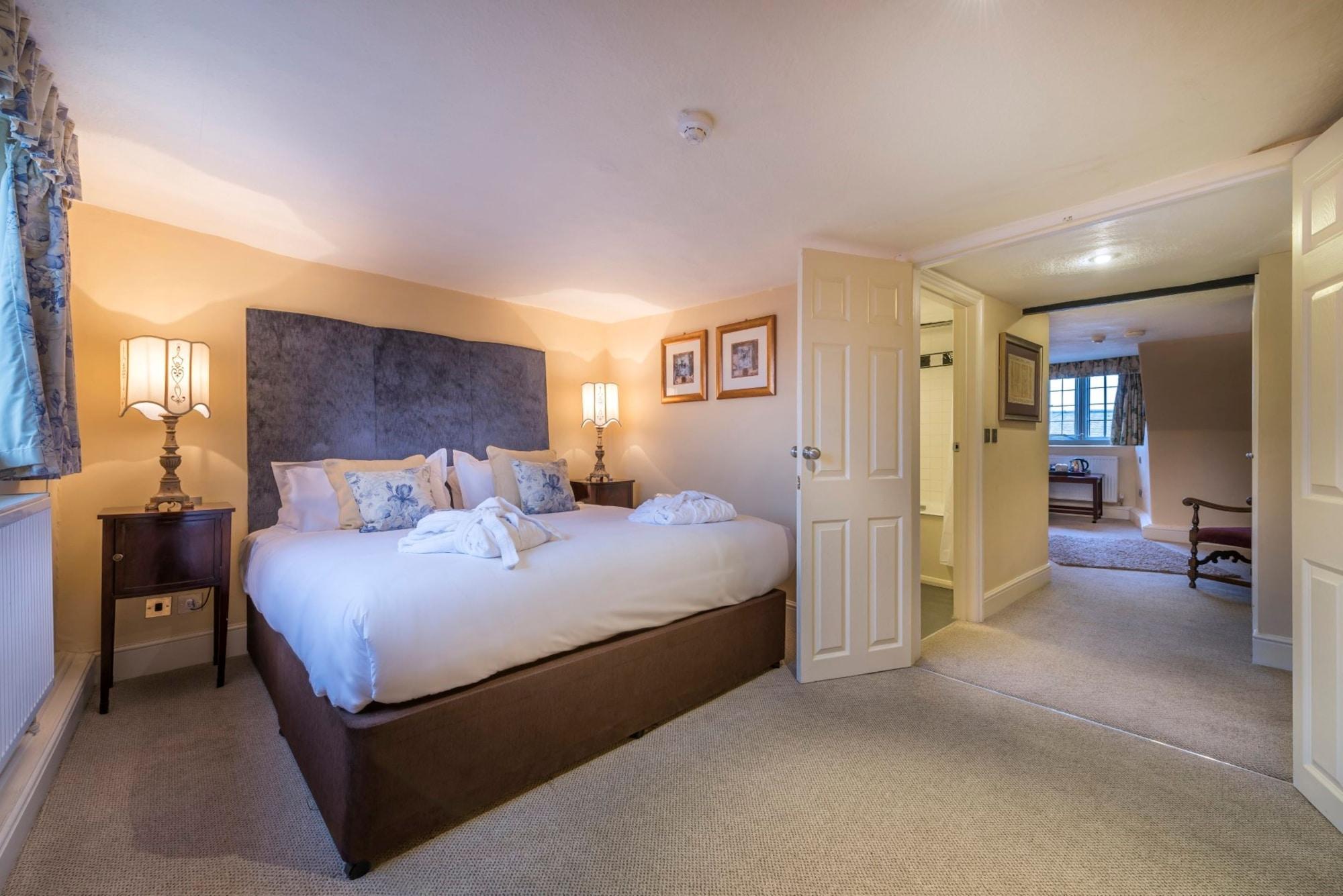 The Talbot Hotel, Oundle , Near Peterborough מראה חיצוני תמונה