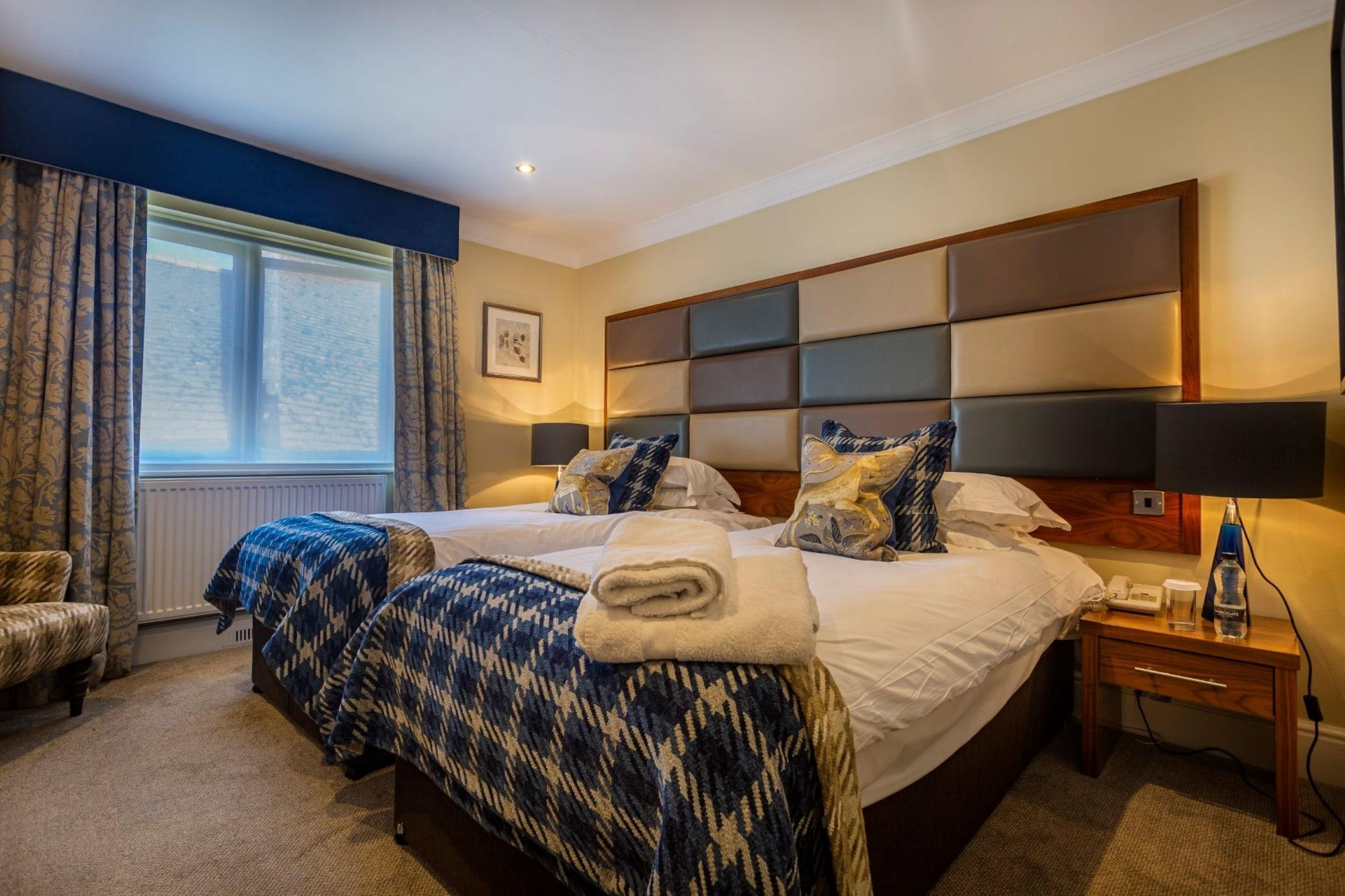The Talbot Hotel, Oundle , Near Peterborough מראה חיצוני תמונה