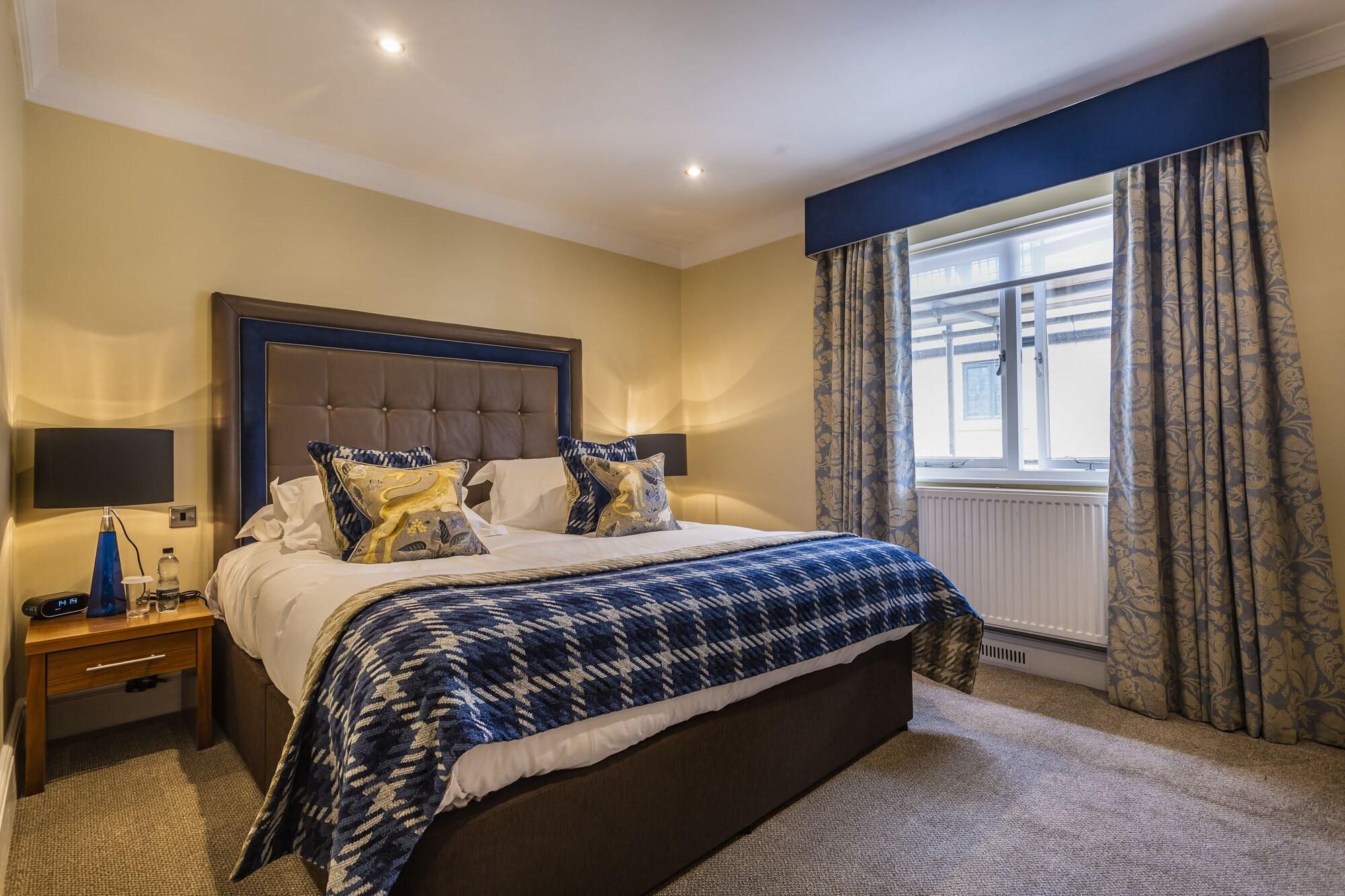 The Talbot Hotel, Oundle , Near Peterborough מראה חיצוני תמונה